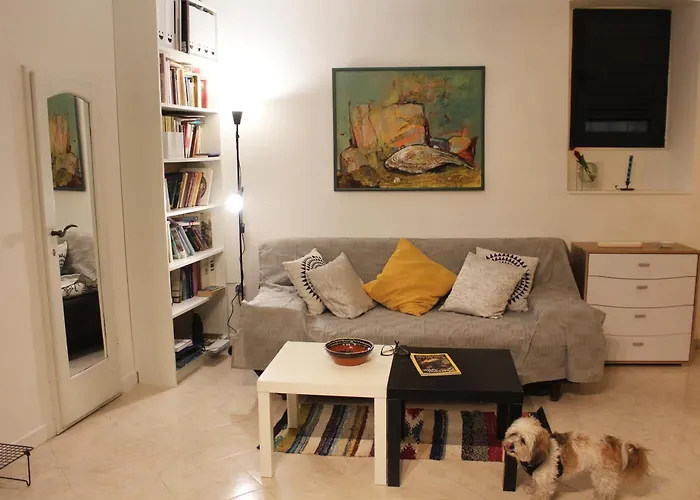 Street Garden Apartment