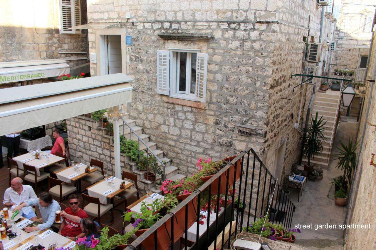 Apartment Street Garden